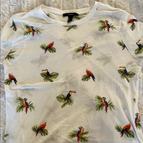Forever 21 Pattern Tee - Picture 1 of 3
